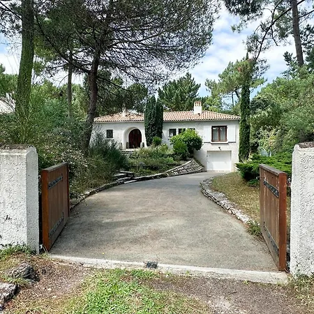 Grande Pour 10 Personnes Avec Jardin, Proche Plage, Wifi, Club House, Tennis, Golf, A La Palmyre - Fr-1-705-81 * Les Mathes
