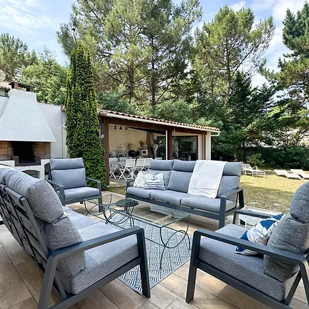 Grande Pour 10 Personnes Avec Jardin, Proche Plage, Wifi, Club House, Tennis, Golf, A La Palmyre - Fr-1-705-81 ヴィラ レ・マトゥ