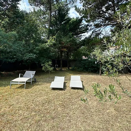 Villa Grande Pour 10 Personnes Avec Jardin, Proche Plage, Wifi, Club House, Tennis, Golf, A La Palmyre - Fr-1-705-81 *